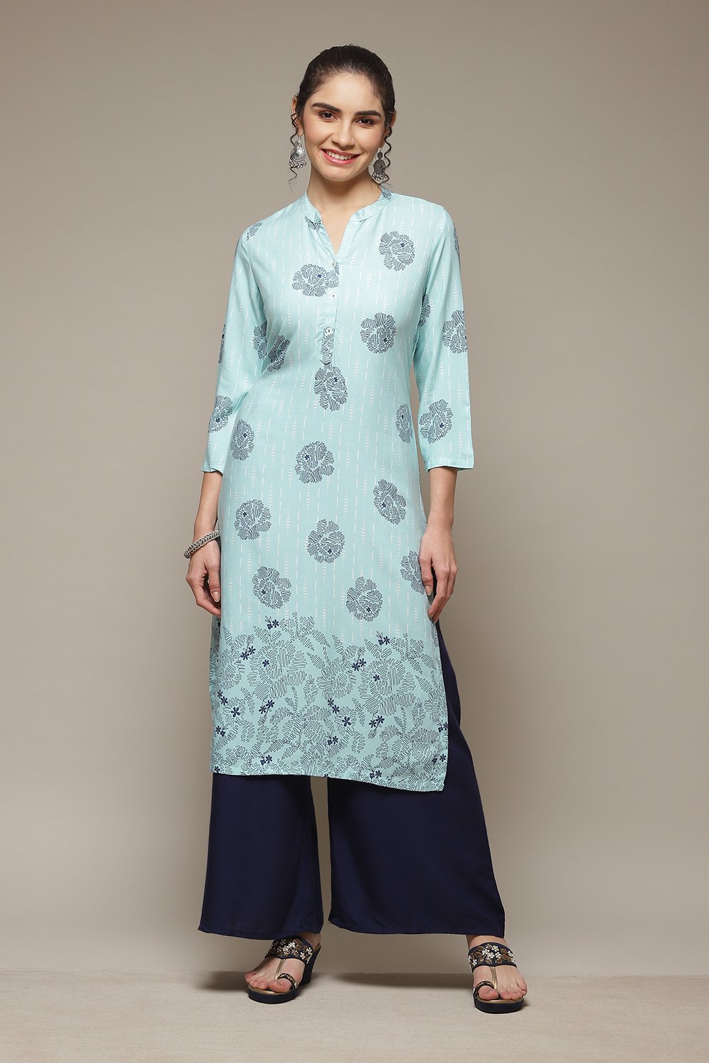 Grey LIVA Straight Kurta image number 1